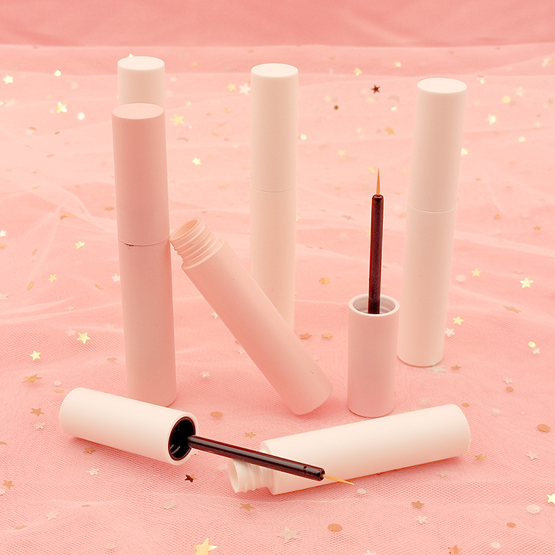 Custom Eyebrows Enhancer Risin - Lash Serum Growth recension och pris